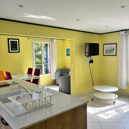T2 50m² Vue Presqu'il De Giens. Rc הייר